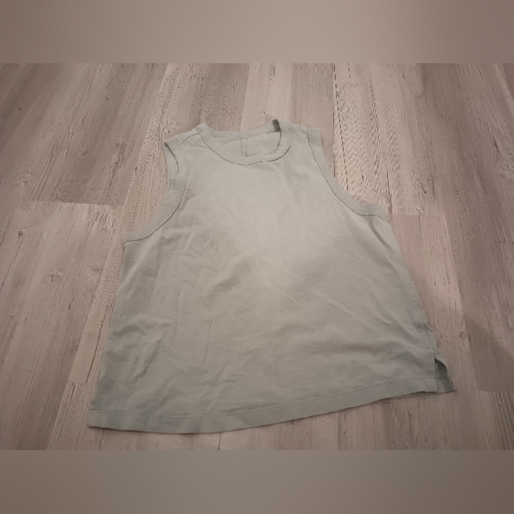 Lululemon Athletica Light Gray Tank Top